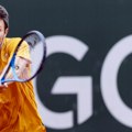 Kecmanović izgubio od Evansa u prvom kolu ATP turnira u Istbornu