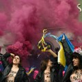 Skandal u Veneciji: Dimne bombe i skandiranje protiv Putina ispred ruskog paviljona (foto, video)