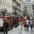Požar u restoranu u Knez Mihailovoj ulici, više vozila vatrogasaca na terenu