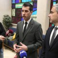 Veselinović: Mladenovčani putuju do Beograda i po četiri sata, uvesti više polazaka autobusa i voza