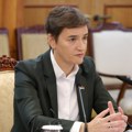 Brnabić o pisanju Nove S: Ovo je laž. Niko iz Vučićeve pratnje nije učestvovao u ovoj saobraćajnoj nesreći