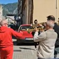 Mostarac uz srpske trubače proslavio razvod braka: Njegov stajling je posebno privukao pažnju (video)