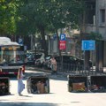 Gradski prevoz u Beogradu jutros funkcioniše po redovnom režimu, blokade u pojedinim ulicama