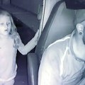 Zastrašujuća fotografija prikazuje devojčicu (7) dok je ubica vozi u smrt: Oteo ju je i zadavio dok joj je dostavljao lutku…