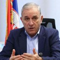 Ponoš: Vučić više nije taj koji igra belim figurama