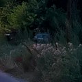 Vozilo završilo u kanalu, policija na sve strane: Teška nesreća u Jajincima, ima povređenih