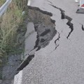 FOTO, VIDEO Odronio se put kod Šapca, koji je rekonstruisan pre dve godine: Oštećenje stoji mesecima
