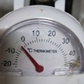 Prijepoljac slikao termometar, ljudi ne veruju! Evo koliko je izmerio, a ima još 10 dana do kraja leta! Hladnije i od Sjenice…
