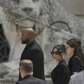 Kim Kardašijan dobila jedan evro odštete od suda u Parizu zbog pljačke