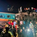 Dva putnička voza iskočila iz šina u Indiji, više od 50 mrtvih