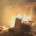 Centar Donjecka na meti za novu godinu: Napad počeo tačno 15 minuta posle ponoći pogođen i hotel sa 5 zvezdica (video)