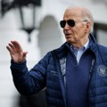 Biden kaže da postoji šansa da sam zatvori američku granicu