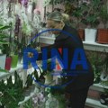 Spašava brakove i muževe: Sabinu iz Čačka zvali usred noći da otvori cvećaru kako bi kupili buket za godišnjicu braka…