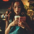 Telefoni mogu da zaustave razvoj kod mladih i smanje šanse za uspehom u životu