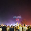 Fotografija iz publike sa Tompsonovog koncerta govori više od hiljadu reči
