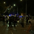 Tri godine i mesec dana zatvora za napad na policiju: Žarko P. sklopio sporazum o priznanju sa Tužilaštvom zbog nereda na…