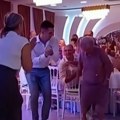 Prabaka iz Srbije napravila šou na rođendanu Izula se, pa đuskala kao tinejdžerka - gosti u neverici! (video)
