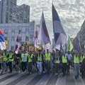 Oko 6.000 studenata i građana krenulo peške za Novi Sad