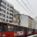 (Foto) Haos u Vojvode Stepe: Paralisan tramvajski saobraćaj, za sve "kriv" autobus