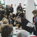 Tajkun blizak Orbanu ponudio besplatno državi svoje medijske firme