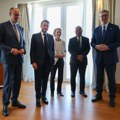 Vučić se sastao u Tivtu sa Fon der Lajen, Koštom, Mercom i Makronom