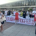 Studentski bazar u centru privukao Čačane, danas tribina