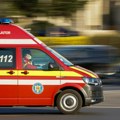 Snimci pakla! Grupa mladića izbola čoveka koji je pokušao da zaštiti momka od napada: opšta vriska i bežanija!