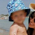 Nije htela da se vrati kući! Kaća Živković dva puta produžila odmor - o fotkama sa sinom na plaži bruje mreže