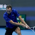 Medvedev rutinski do četvrtfinala Pekinga