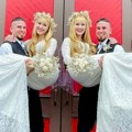 (Foto) Jednojajčane bliznakinje udale se za jednojajčane blizance: Tajnu čuvali 4 godine
