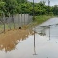 Zbog obilnih padavina u okoloni Kruševca poplavljeni putevi u Beloj Vodi, Kukljinu i Koševima