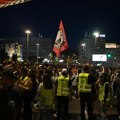 Studenti u blokadi ispred policije na Novom Beogradu: Traže oslobađanje napadača na Pavlovića