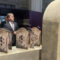 Uništavaju ikone, spaljuju i ruše crkve i manastire: Izložba o ugroženim svetinjama SPC na Kosmetu, otvorena u Rumuniji