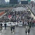 Građani i student iz više delova Beograda krenuli ka Slaviji (VIDEO)