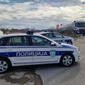 Nesreća u Novom Sadu: Taksista se nije se zaustavio na znak stop, pa se zakucao u kombi