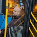 Paparaco! Boban Rajović usred noći uhvaćen u gradskom prevozu, a reakcija ljudi je fenomenalna