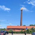 Srušen dimnjak stare ciglane u Zaječaru