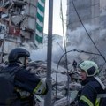 Teška noć za Kijev: Veliki ruski napad, urušio se deo stambene zgrade