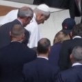 Papa Lav XIV pritekao u pomoć svešteniku kojem je pozlilo: Italija na udaru rekordnih vrućina