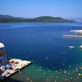 Kafa od 1 do 2,5 evra, ćevapi od 5 do 8, a smeštaj se može naći od 35 evra
