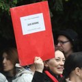 Vučić obećava prosečnu platu od 1.200 evra: Šta to znači za zarade prosvetnih radnika?