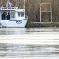 "Dunav je rečni auto-put i svaki potonuli objekat treba da se ukloni": Planirano izvlačenje barže kod Palanke