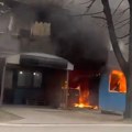 Detalji požara u Lazarevcu: Samohranoj majci male dece izgoreo stan i sva imovina