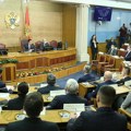 Скупштинска већина у Црној Гори предала парламенту Предлог резолуције о Јасеновцу