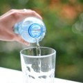 Poznata voda povučena s tržišta: Građani upozoreni, konzumacija predstavlja rizik