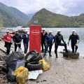 Oćišćeno jezero Perućac u okviru projekta “Volim reku, a ti?”