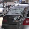 Na: 14.000 vozila, samo 360 parking mesta Centar ovog grada u Srbiji kao mravinjak, građani parkiraju gde stignu, a evo šta…