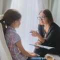 Česta roditeljska greška na koju se deca žale terapeutima