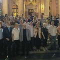 Ministri ispred Skupštine, došli da daju podšku "ljudima koji žele da uče"