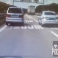 Potera ana auto-putu: Policija jurila automobil sa ilegalnim migrantima, vozač probio naplatnu rampu (VIDEO)